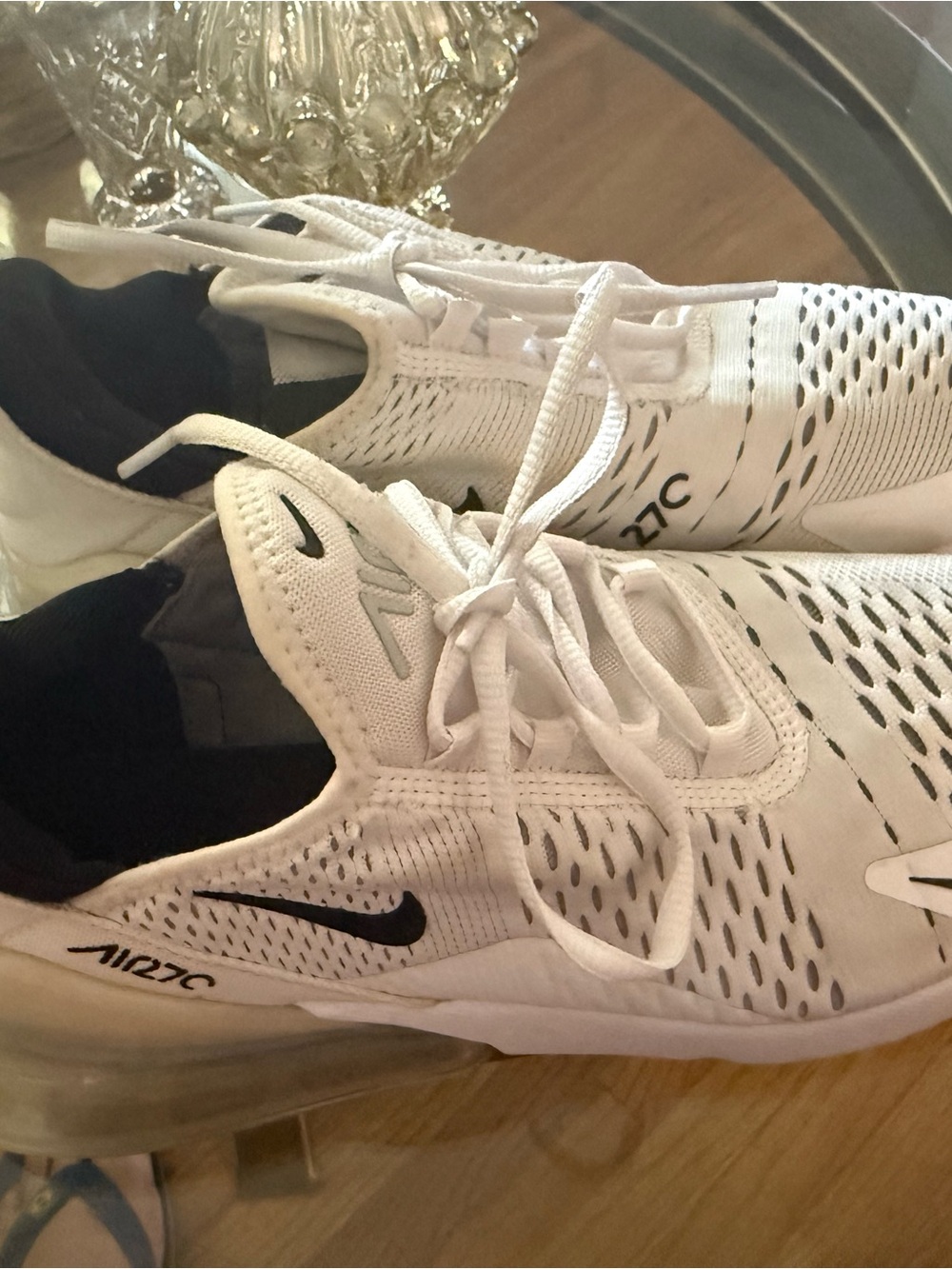 Nike Women’s Air Max 270 White/Black Sneakers - Picture 8 of 8